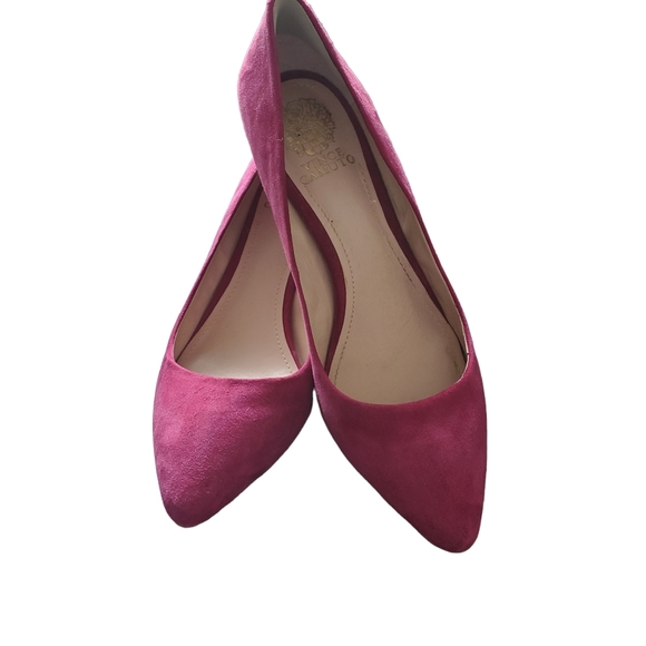 Vince Camuto purple faux suede 2½" heel shoes. 10M - Picture 2 of 10